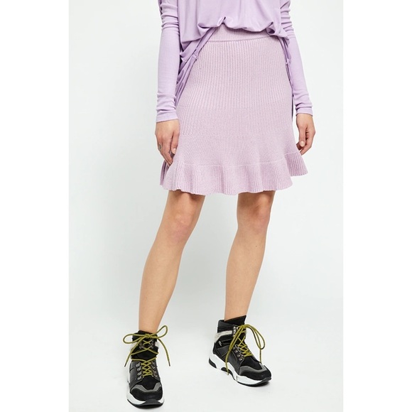 Free People Knit Ruffle Mini Skirt in new orchid M - Picture 2 of 9